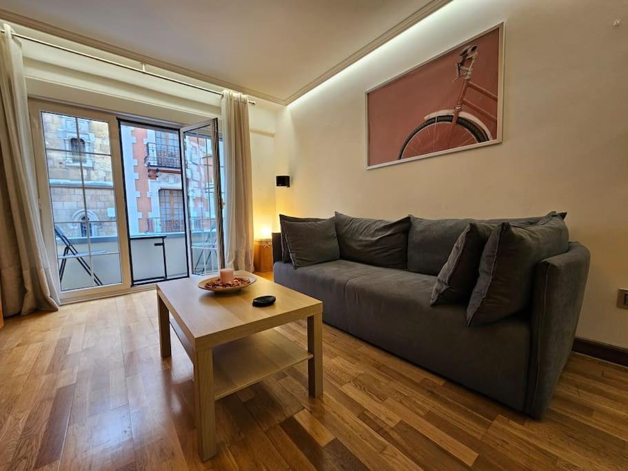 636A Gran Apartamento En Pleno Centro Oviédo Exterior foto