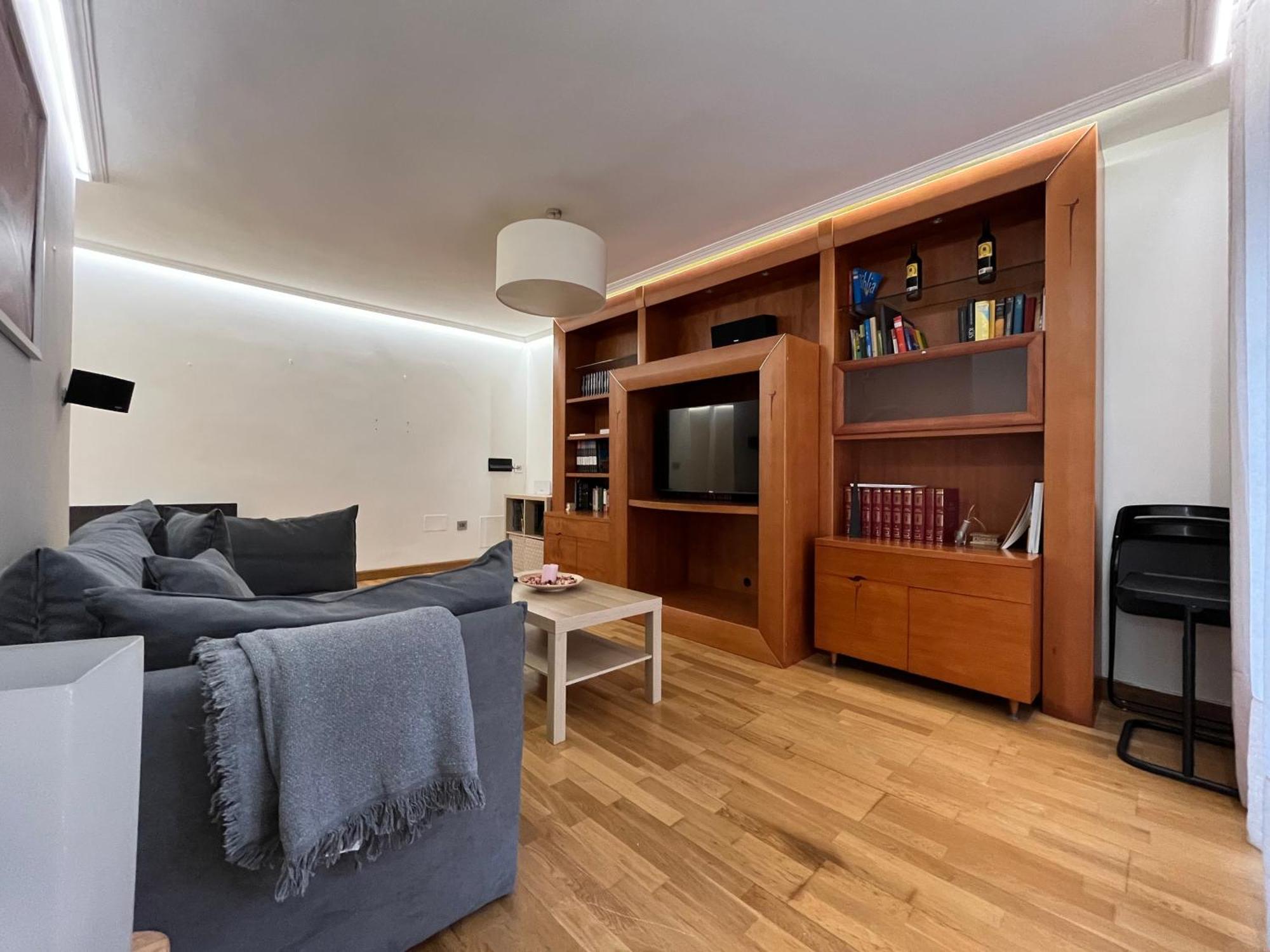 636A Gran Apartamento En Pleno Centro Oviédo Exterior foto
